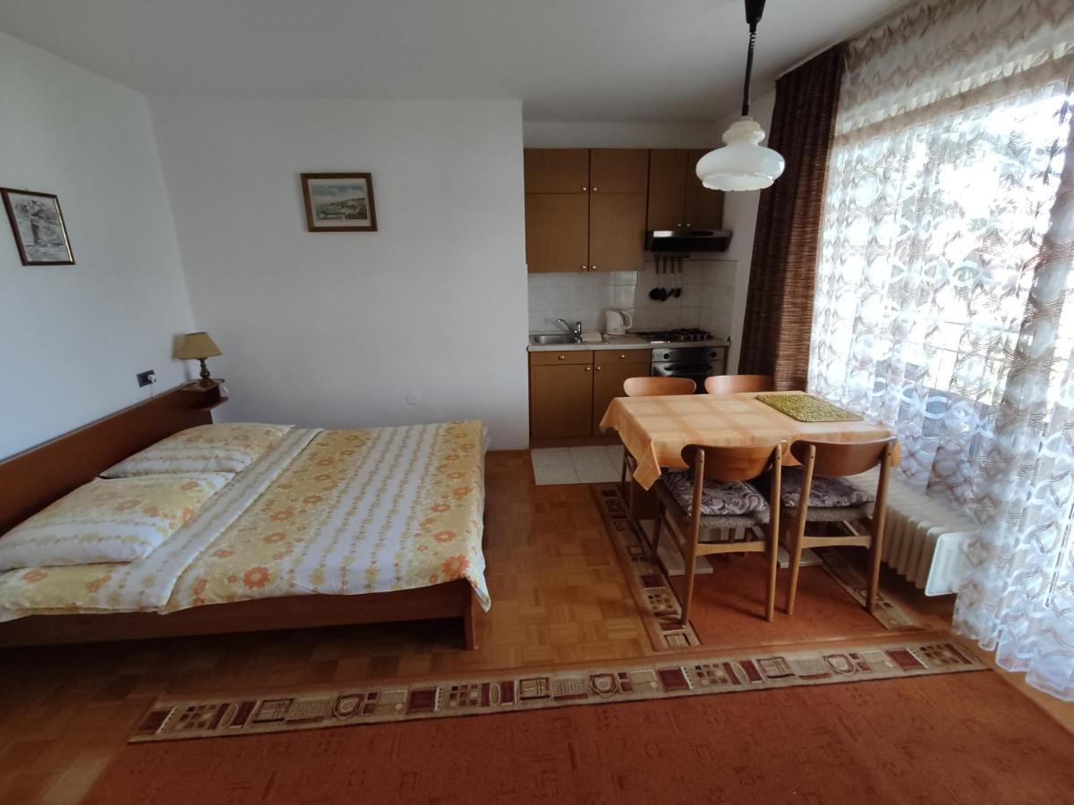 איזולה Apartments Samec מראה חיצוני תמונה