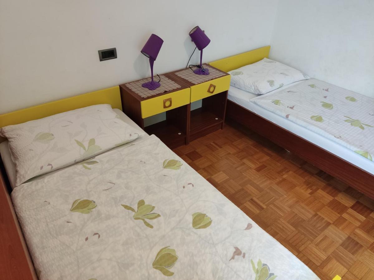 איזולה Apartments Samec מראה חיצוני תמונה