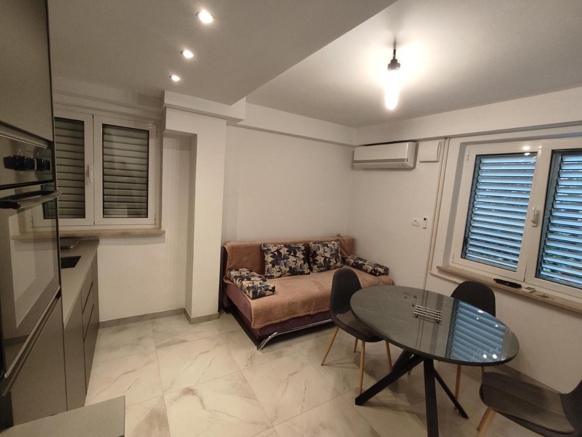 איזולה Apartments Samec מראה חיצוני תמונה